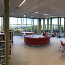 Intérieur de la médiathèque