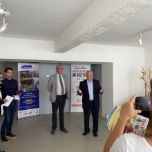 Lancement de la Boutique à l'essai en présence de Guy Muller, Maire d’Epône, Patrick Robuchon, Président du réseau Initiative Seine Yvelines, du Président des commerçants de la ville ainsi que des élus et commerçants d'Epône 