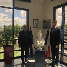 Les maires d'Epône et de Prokuplje à Epône 