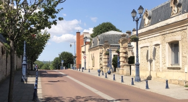 une perspective d'Epône